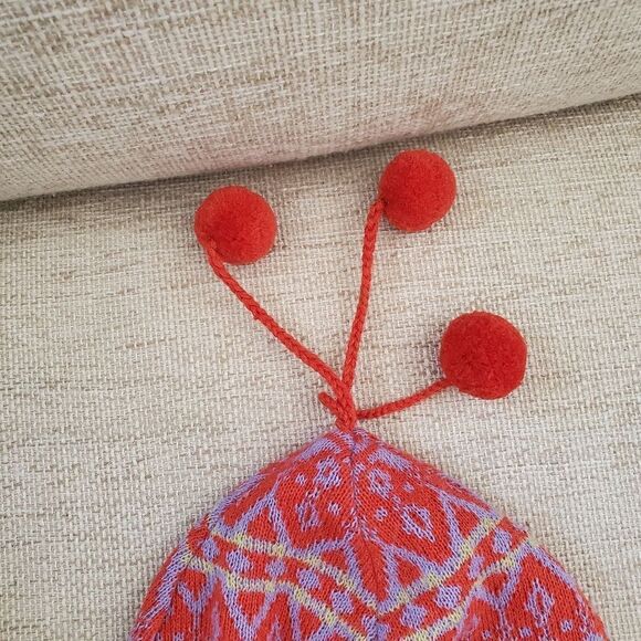 Roanes Lizotte 100% Alpaca Beanie With Earflaps and Round Tassels - Picture 2 of 10